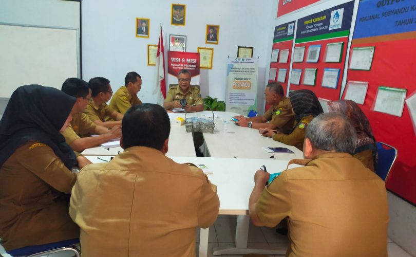Plt Kepala DPMD Indramayu Mengadakan Briefing untuk Seluruh Pegawai Terkait Peningkatan Kinerja dan Etika Kantor