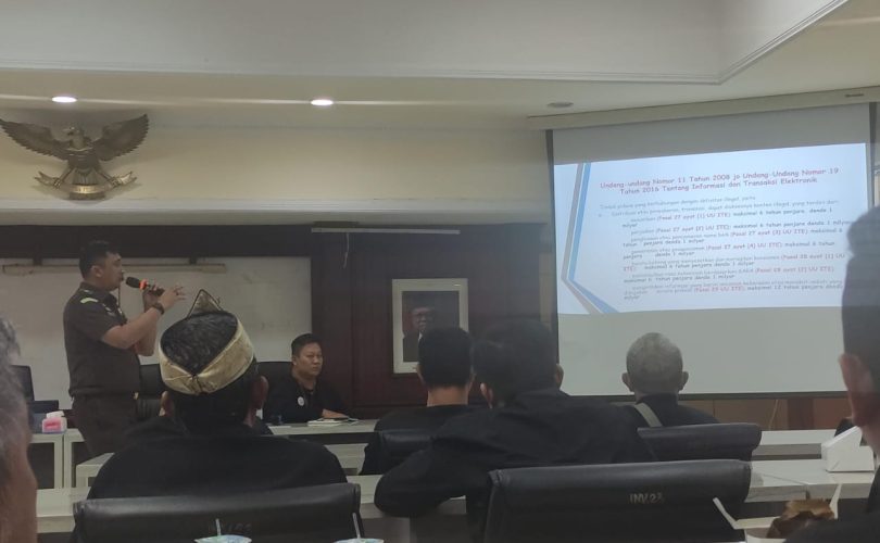 Kepegawaian DPMD Indramayu Hadiri Rapat Sosialisasi Keterbukaan Informasi Publik