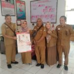 DPMD Indramayu Bagikan Kalender ke Kecamatan-Kecamatan Kabupaten Indramayu